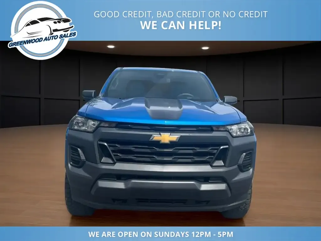 Chevrolet Colorado 2023 photo 3