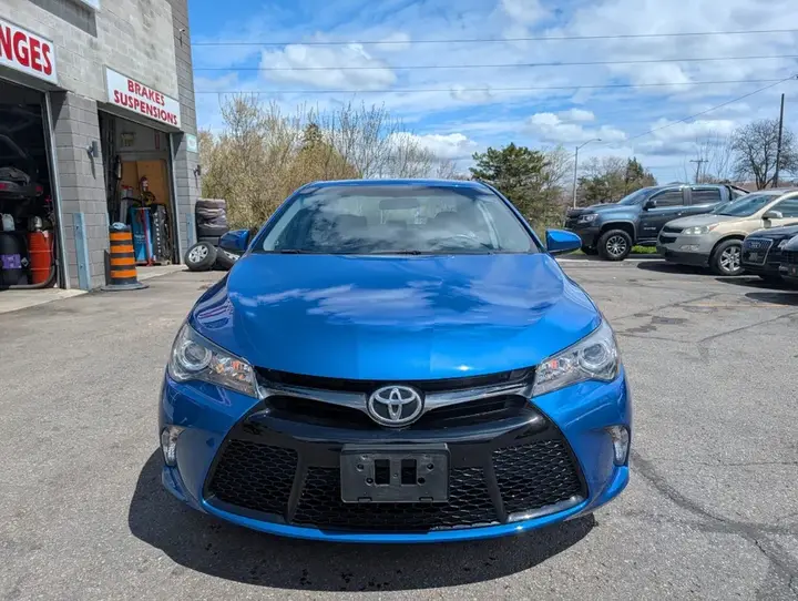 Toyota Camry 2016 photo 2