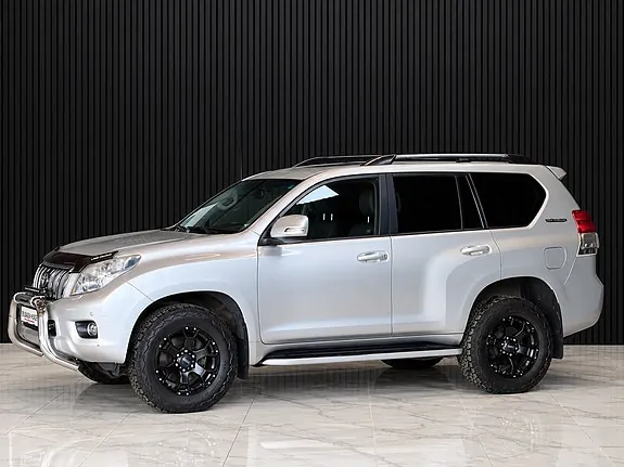 Toyota Land Cruiser 2013 photo 3