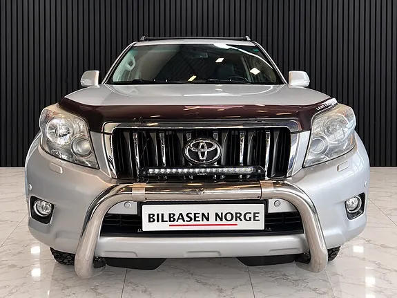 Toyota Land Cruiser 2013 photo 4