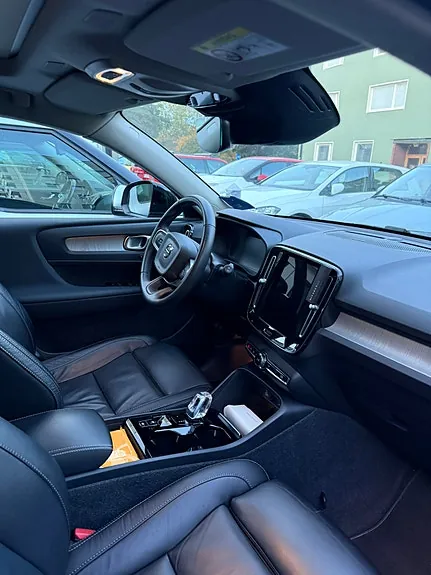 Volvo Xc40 2022 photo 3