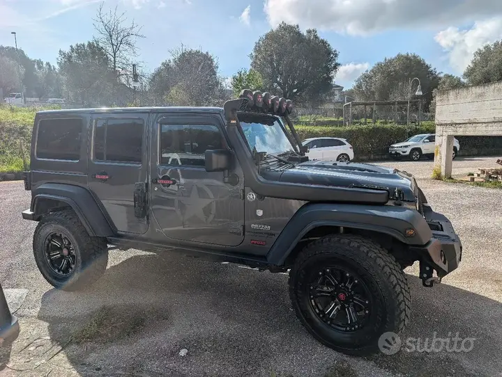 Jeep Wrangler 2018 photo 2