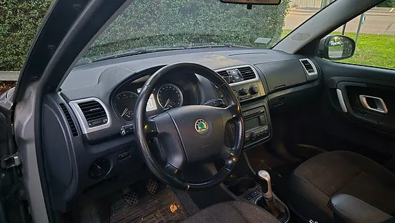 Skoda Fabia 2008 photo 3