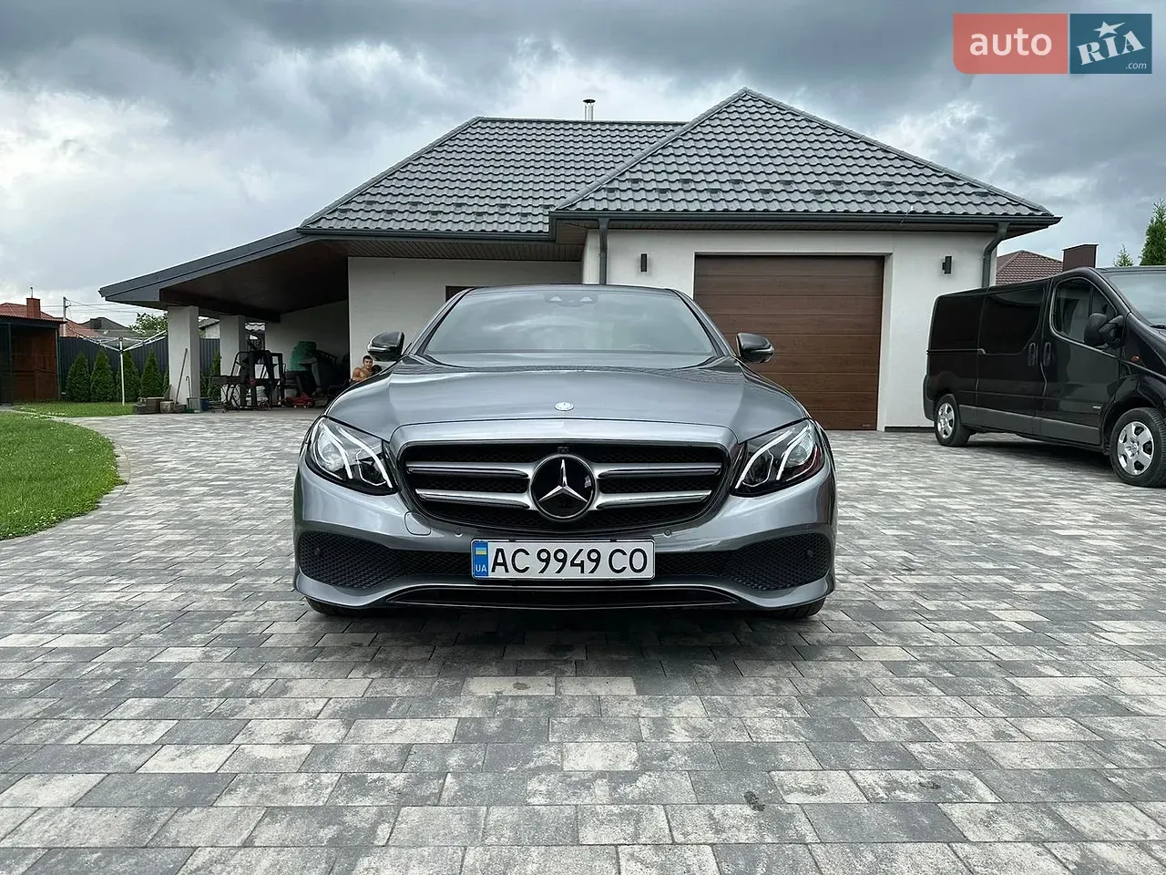 Mercedes-Benz E-Class 2016 photo 3