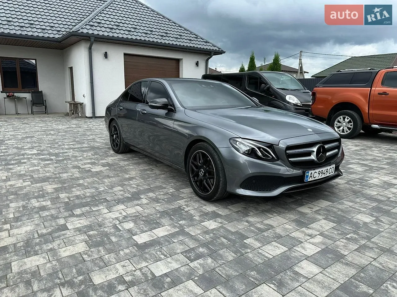 Mercedes-Benz E-Class 2016 photo 5