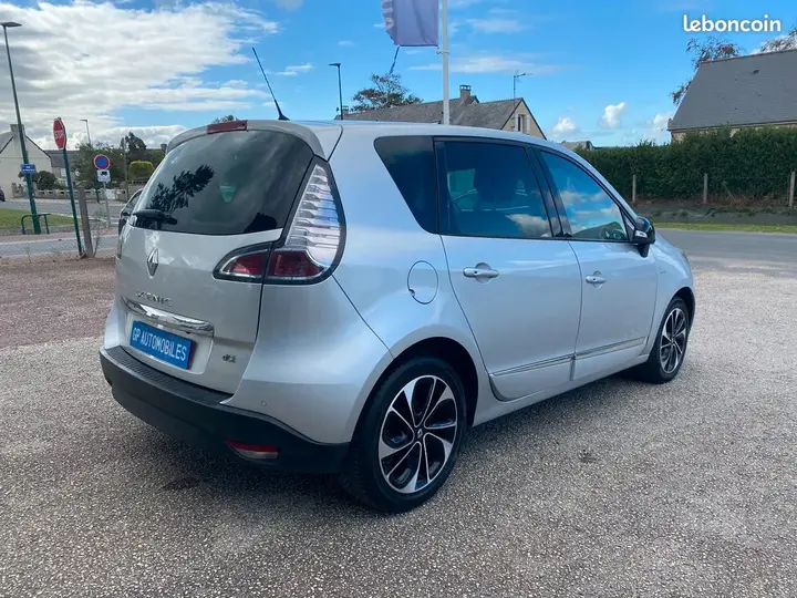 Renault Scenic 2016 photo 5