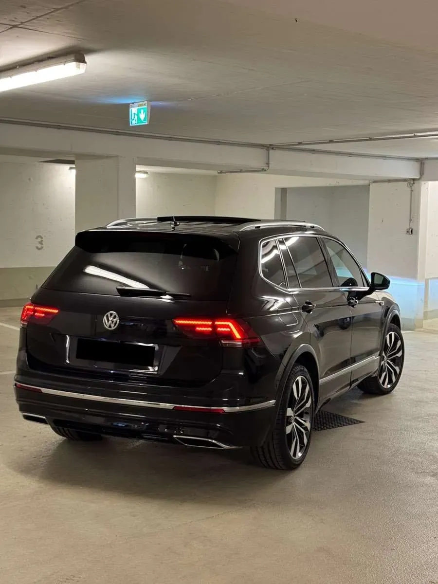 Volkswagen Tiguan 2018 photo 2