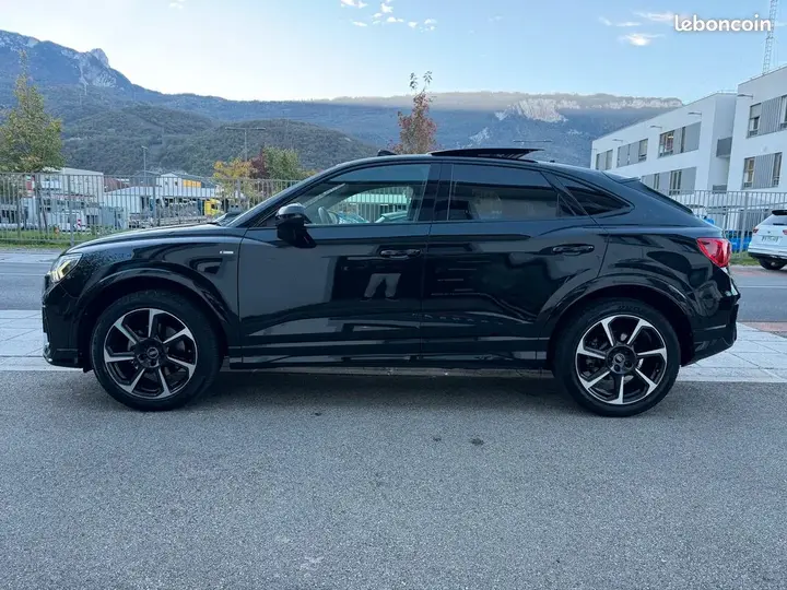 Audi Q3 2021 photo 4
