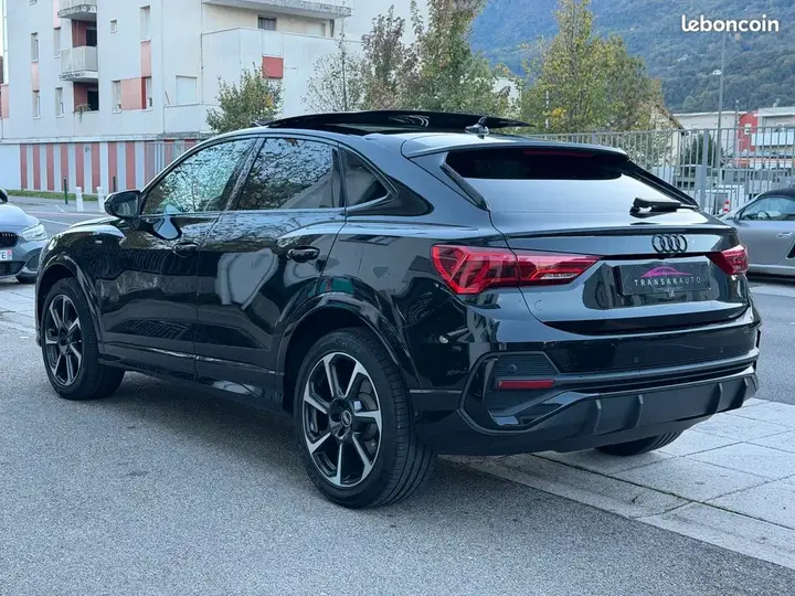 Audi Q3 2021 photo 5