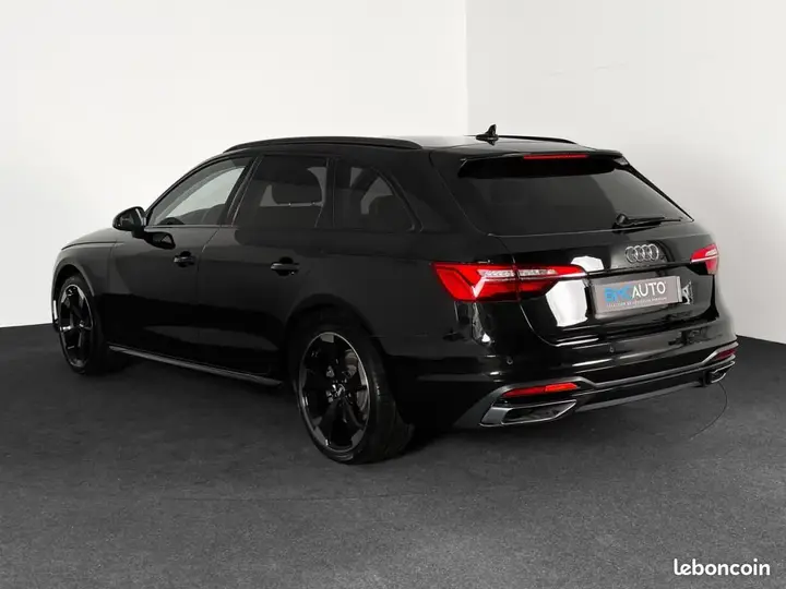 Audi A4 2023 photo 5