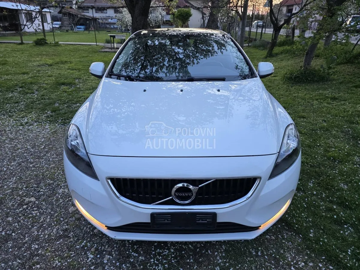 Volvo V40 2017 photo 3