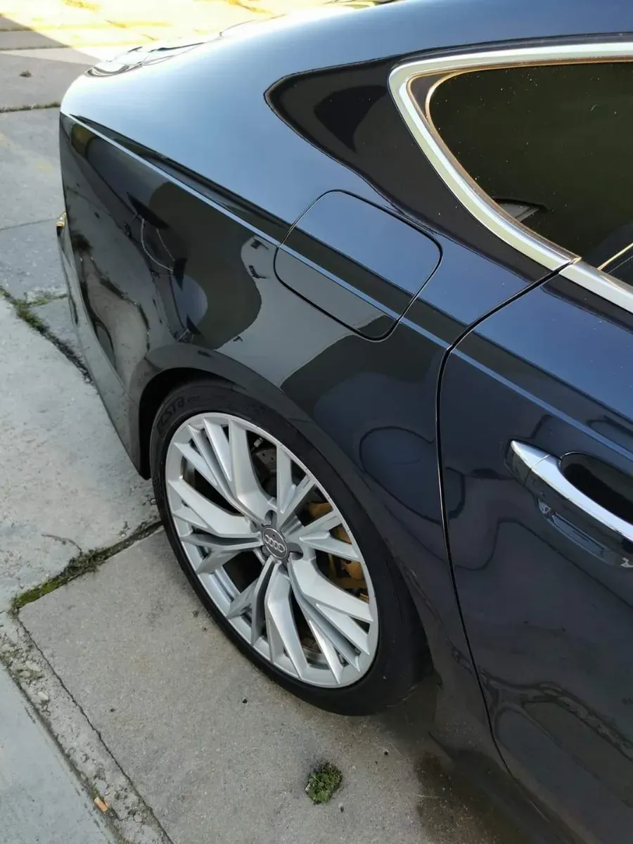 Audi A7 2015 photo 2