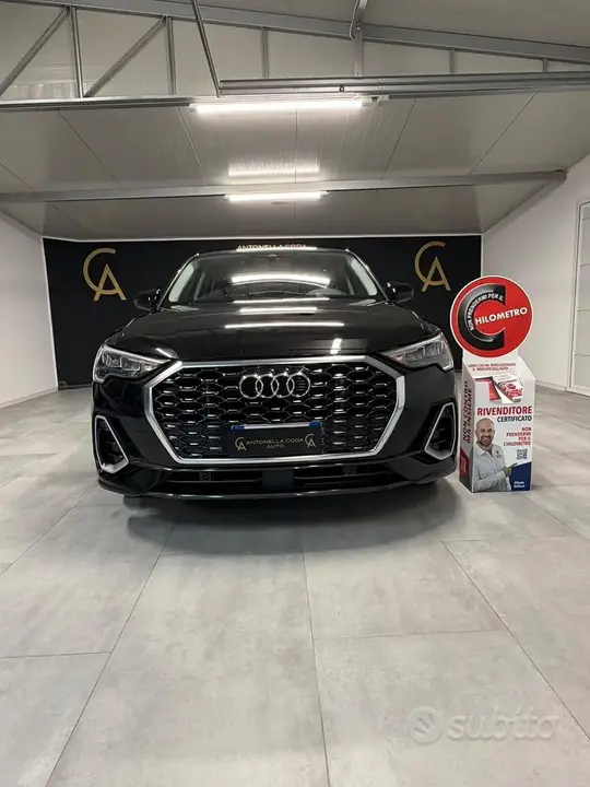 Audi Q3 2023 photo 2