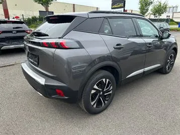 Peugeot 2008 2023 photo 2