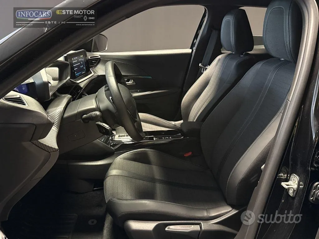 Peugeot 2008 2023 photo 5