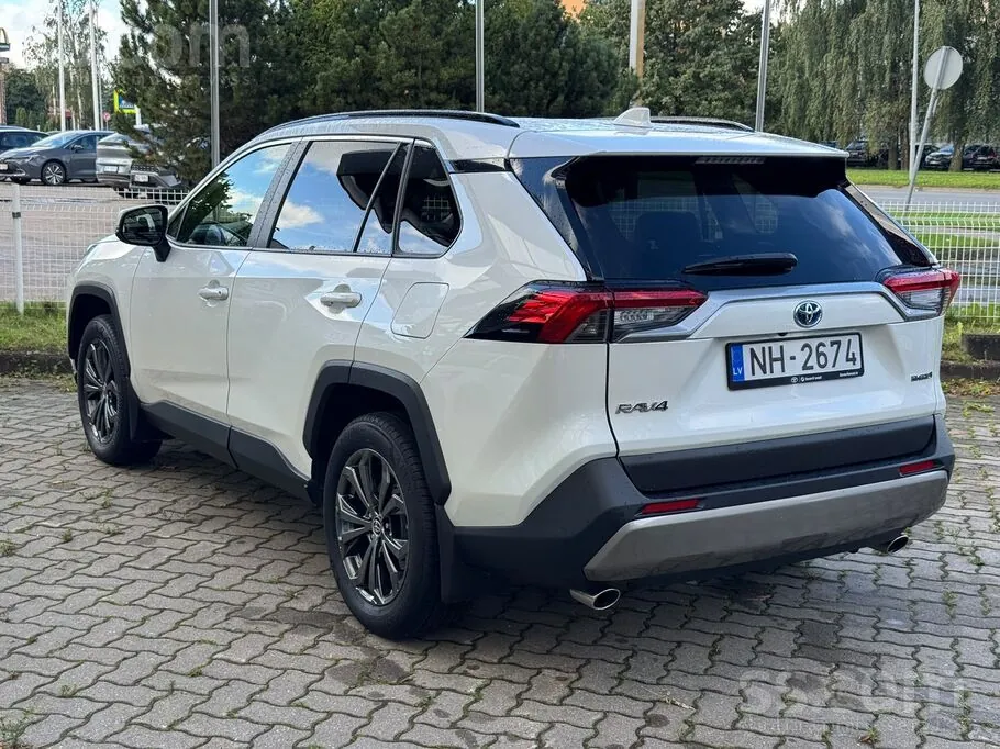 Toyota Rav4 2022 photo 3