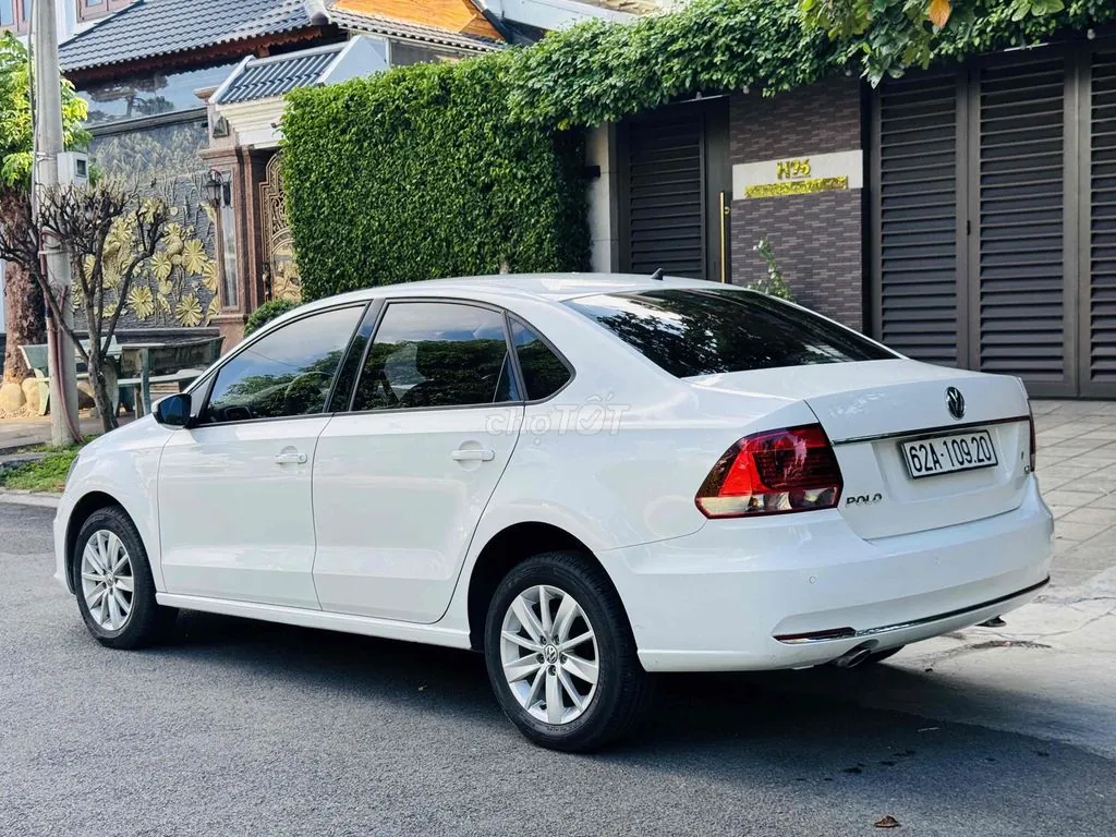 Volkswagen Polo 2016 photo 4