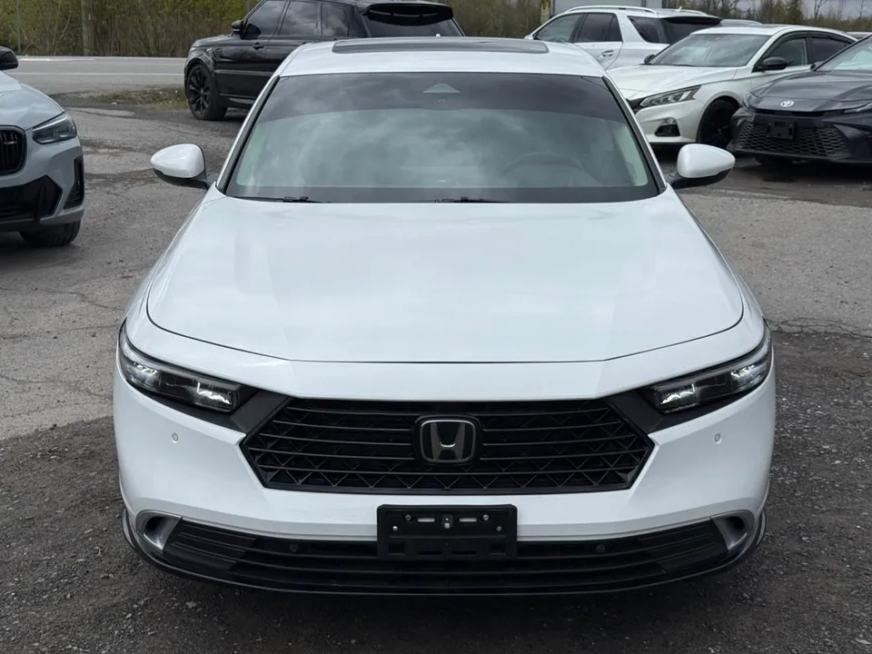 Honda Accord 2023 photo 2