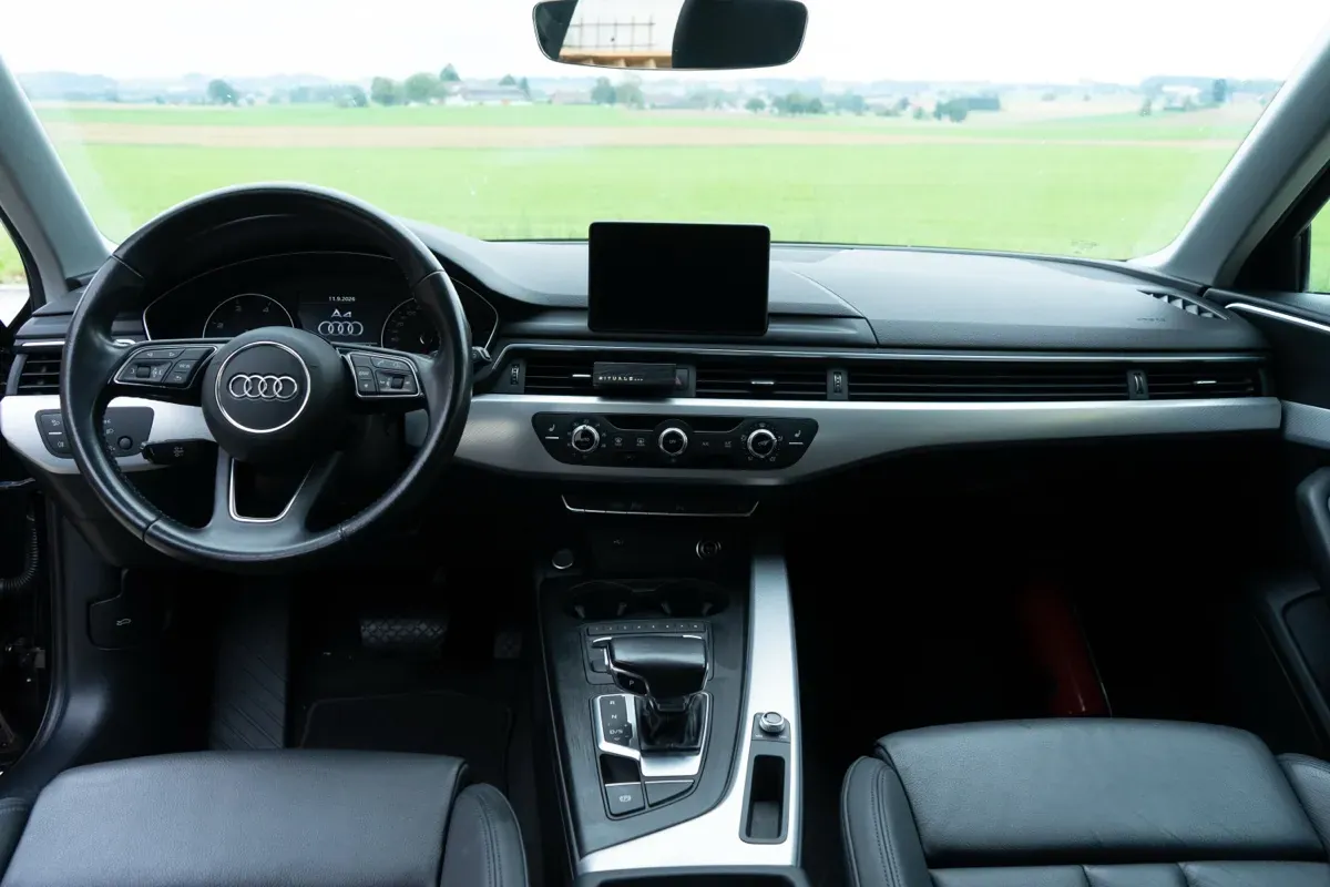 Audi A4 2019 photo 3