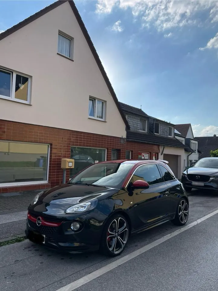 Opel Adam