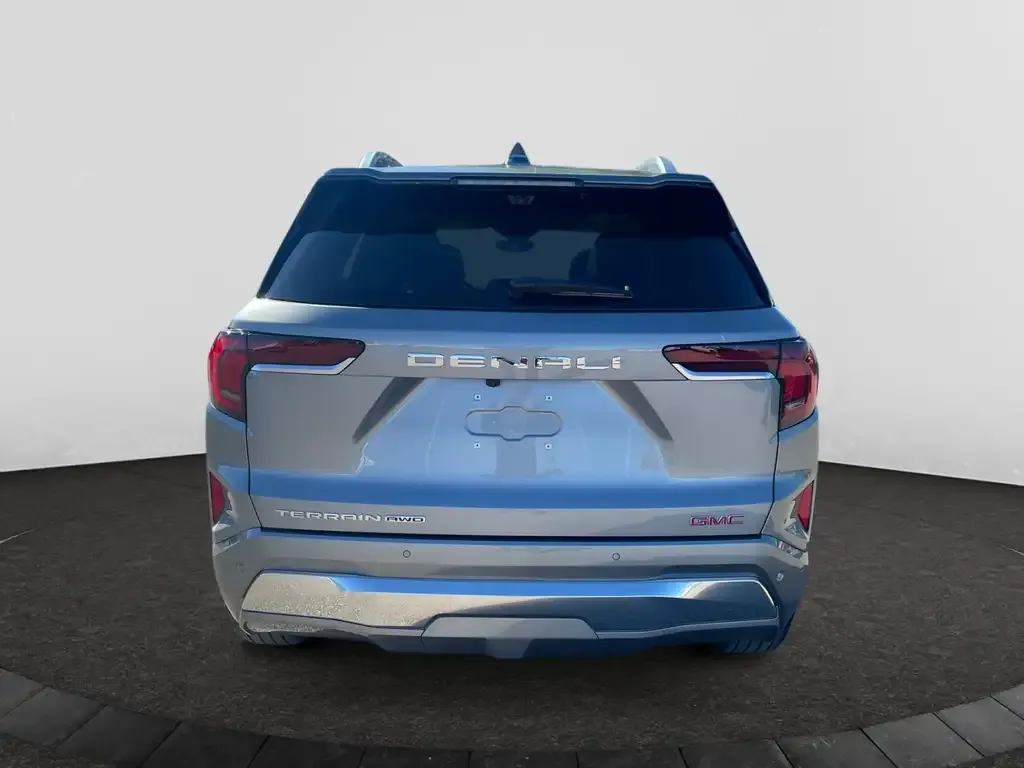 GMC Terrain 2027 photo 4