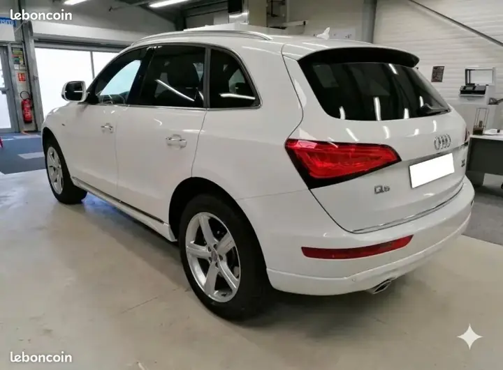 Audi Q5 2015 photo 2