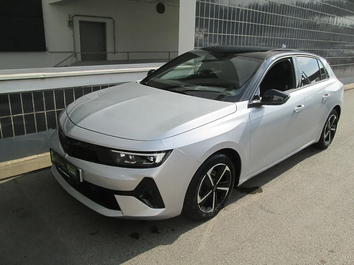 Opel Astra 2025 photo 2