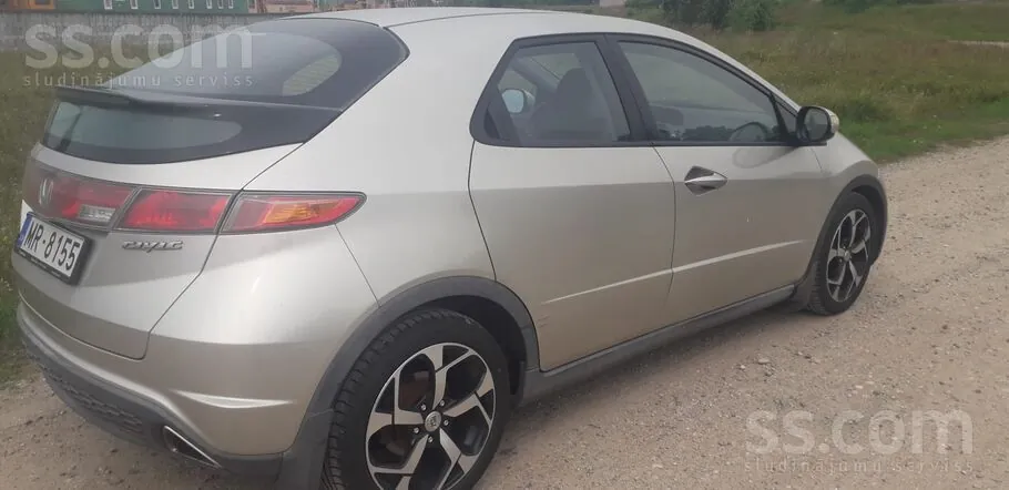 Honda Civic 2006 photo 3