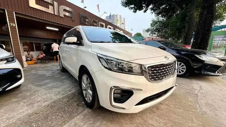 Kia Sedona 2018 photo 5