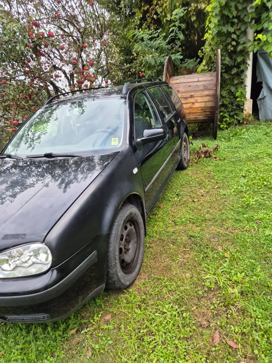 Volkswagen Golf 2000 photo 2