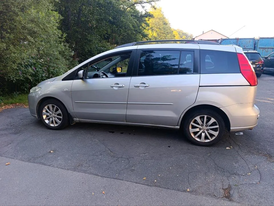Mazda 5