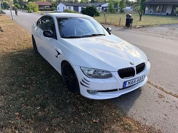 BMW 320D 2012 photo 3