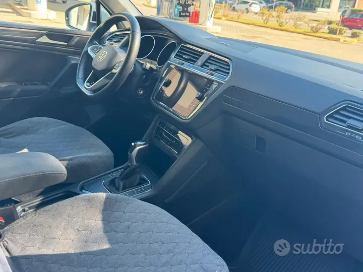 Volkswagen Tiguan 2021 photo 4