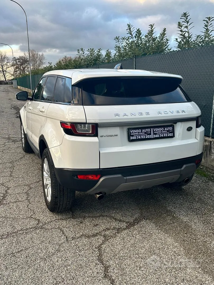 Land Rover Range Rover Evoque 2016 photo 2