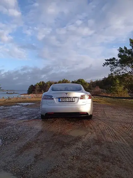 Tesla Model S 2017 photo 4