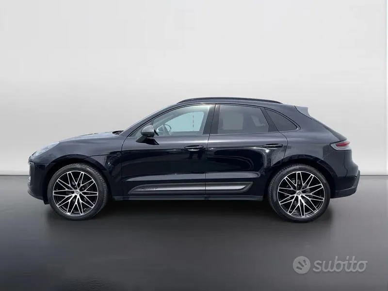 Porsche Macan 2023 photo 3