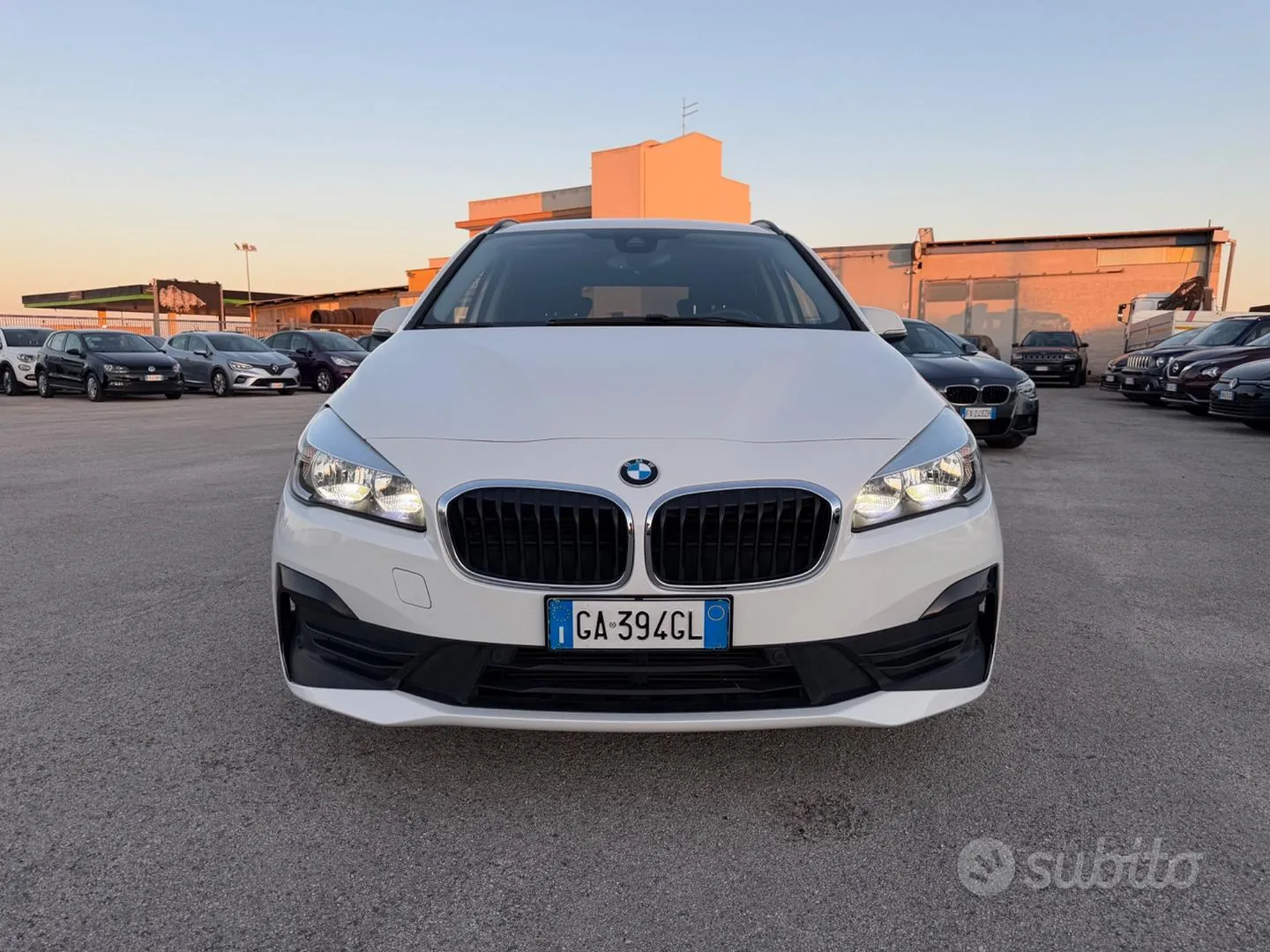 BMW 216D 2020 photo 2