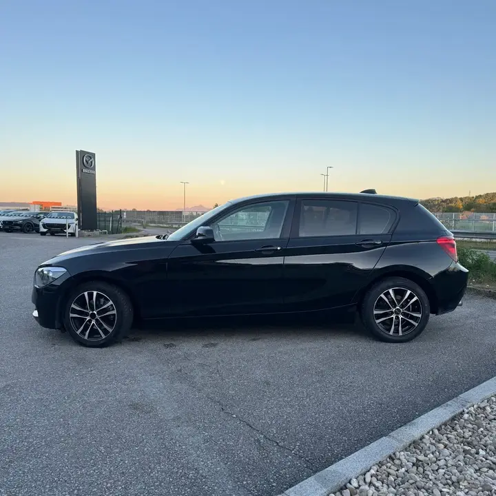 BMW 1 Series 2012 photo 2