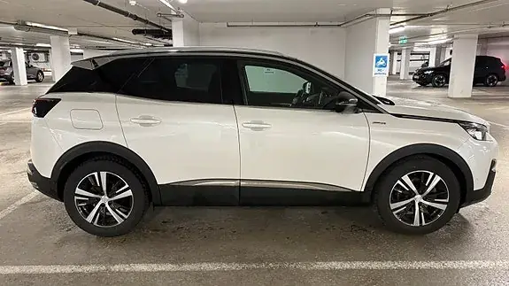 Peugeot 3008 2018 photo 2