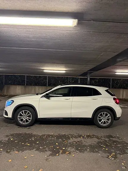 Mercedes-Benz Gla 180 2017 photo 3
