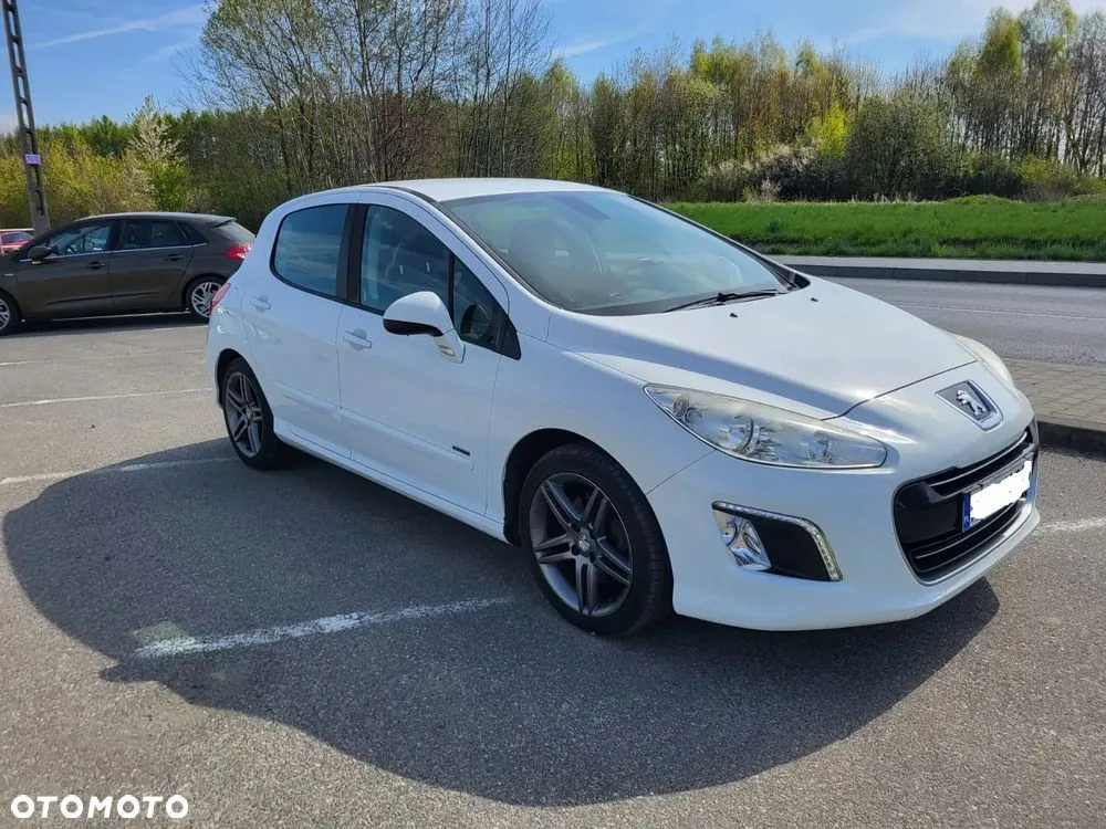 Peugeot 308 2012 photo 4