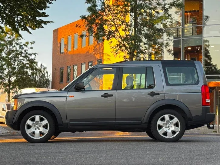 Land Rover Discovery 2008 photo 2