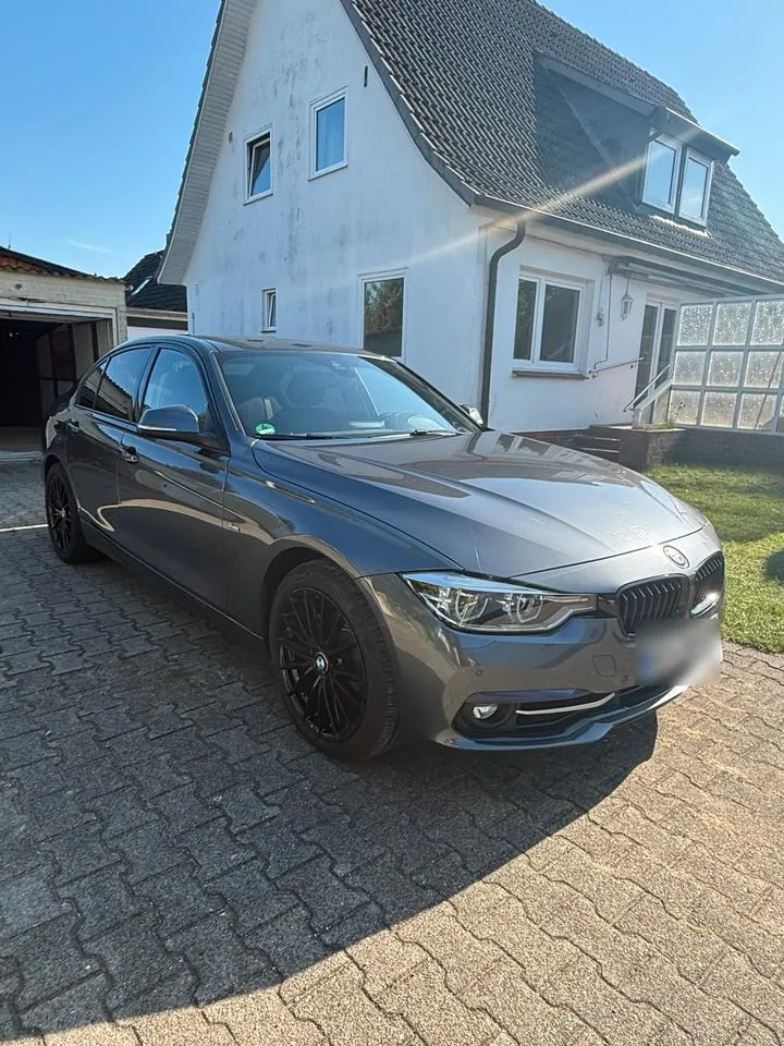 BMW 318I