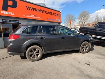 Subaru Outback 2014 photo 3
