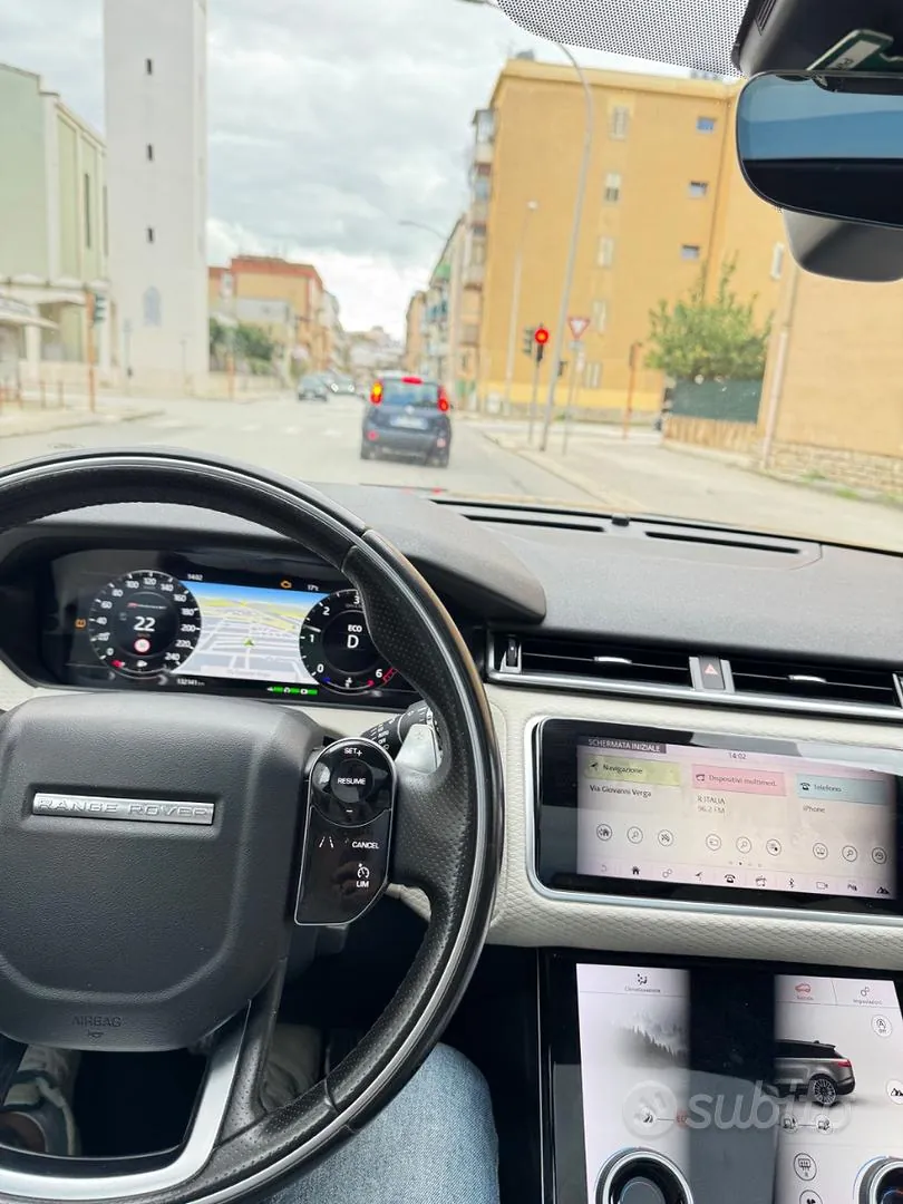 Land Rover Range Rover Velar 2019 photo 4