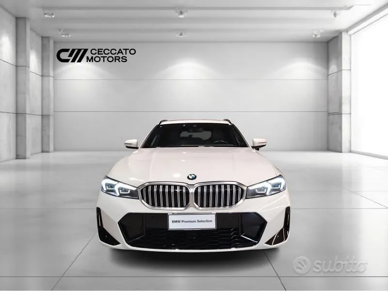 BMW 3 Series 2023 photo 2