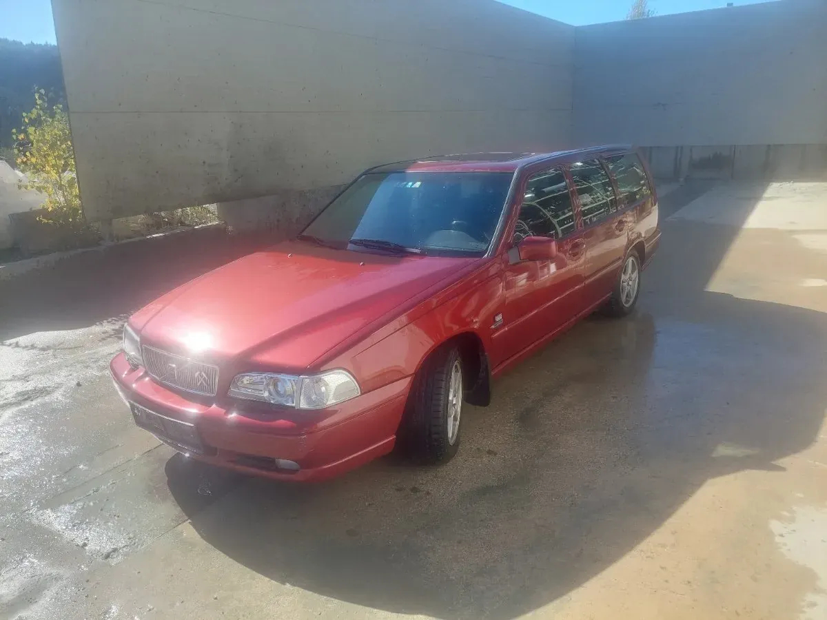 Volvo V70 2000 photo 3