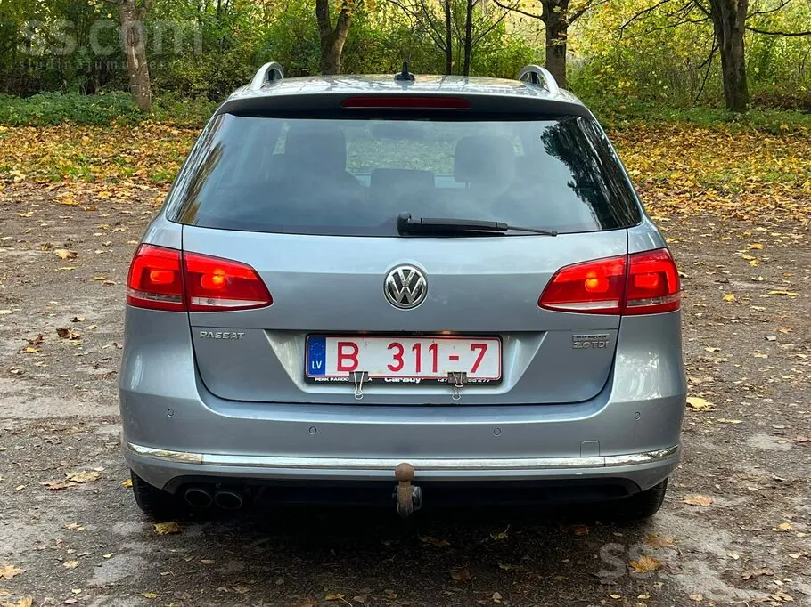 Volkswagen Passat 2011 photo 4