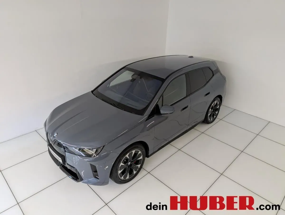 BMW Ix 2025 photo 2