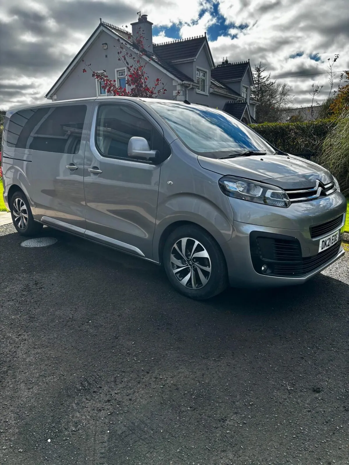 Citroen Spacetourer 2021 photo 3